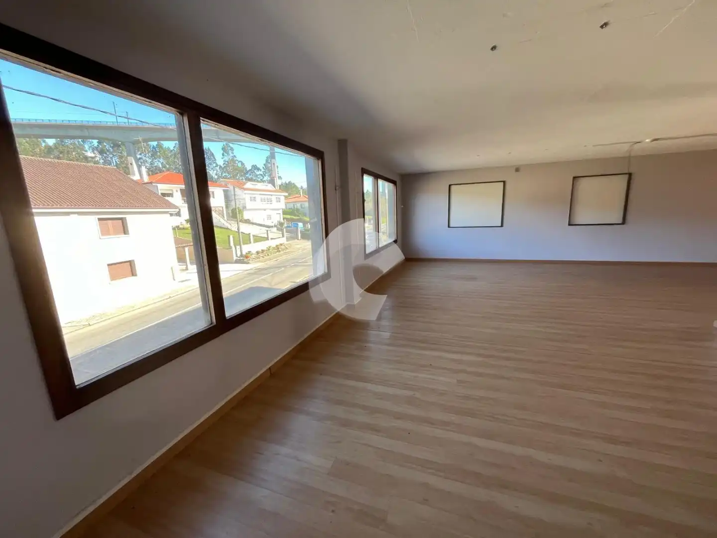 Commercial properties for sale in EIREXE, 22, Boqueixón