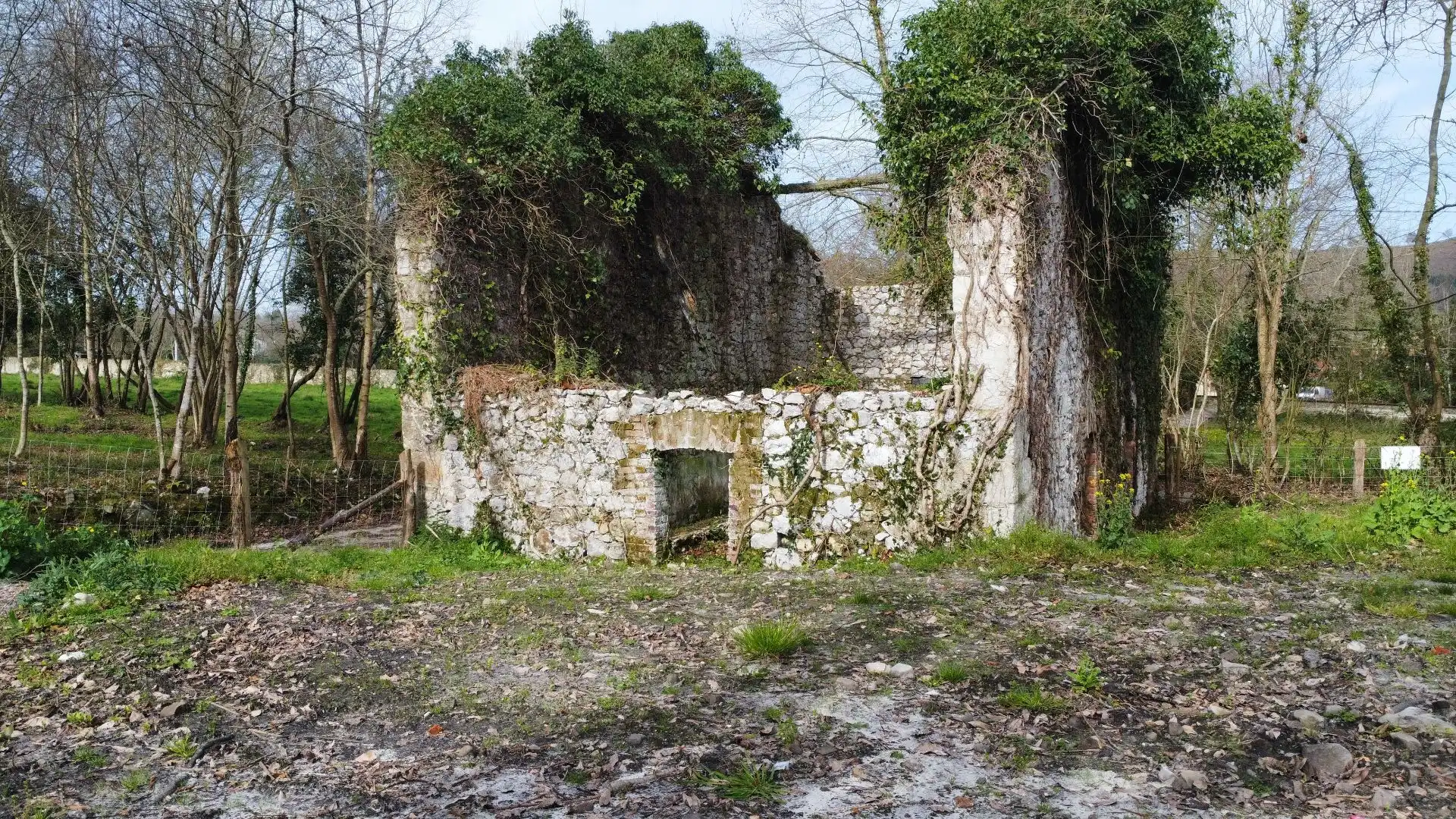 Vista exterior de Residencial en venta en Llanes