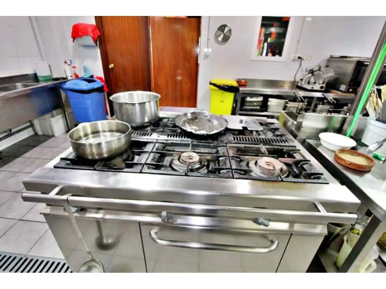 Local comercial de lloguer a Avenida Sant Esteve, imagen 17
