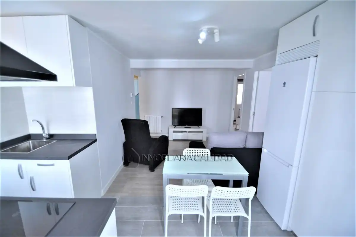 Wohnzimmer von Wohnung zur Miete in Burgos mit Heizung und Möbliert