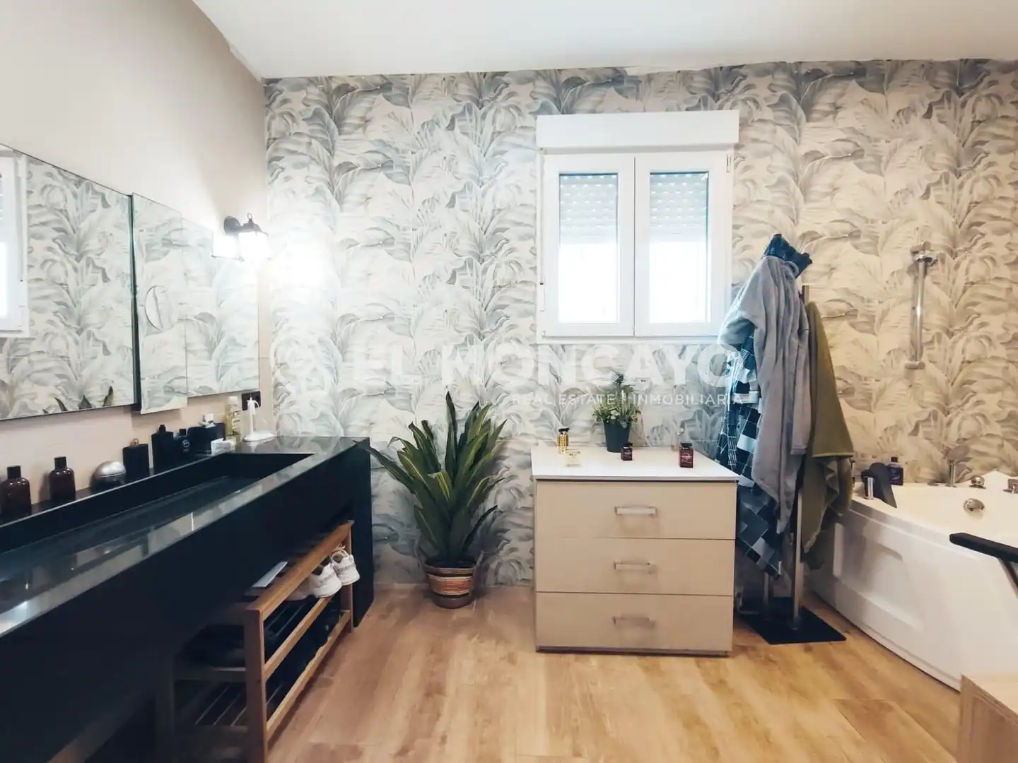 Bathroom of Houses for sale in Daya Nueva  with Air Conditioner, Heating and Private garden