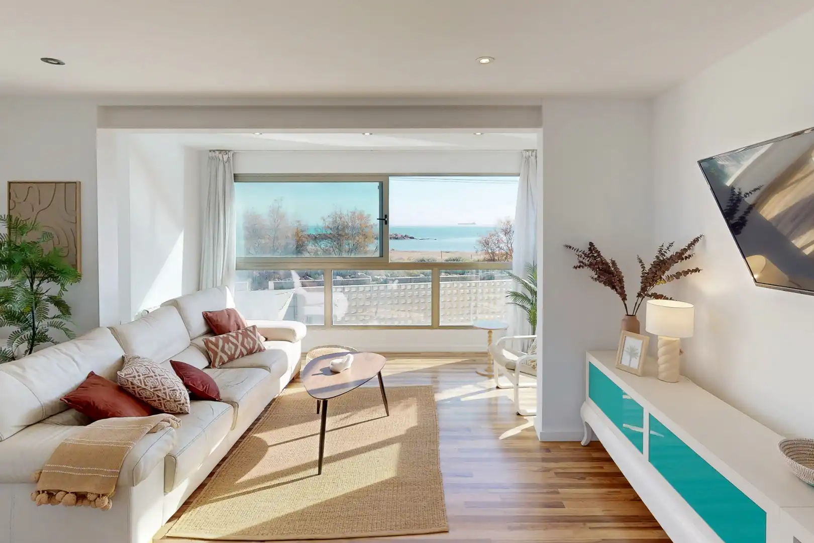 Sala d'estar de Casa o xalet en venda en Almazora / Almassora amb Jardí privat, Terrassa i Traster