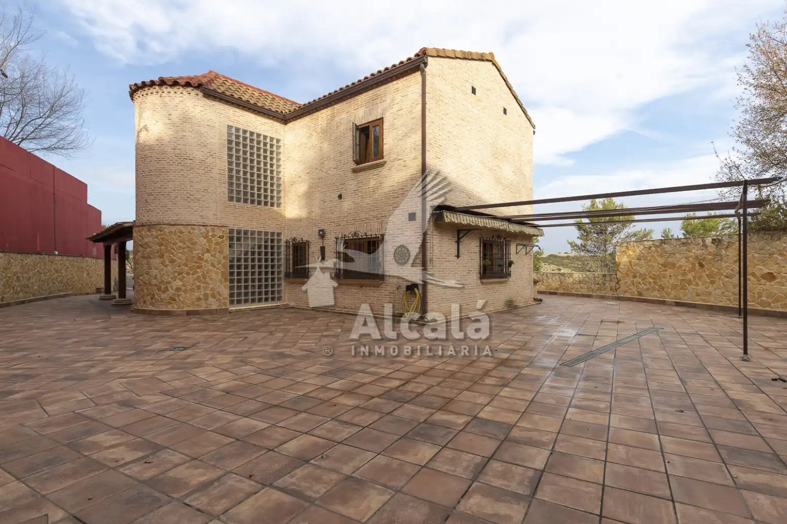 Vista exterior de Casa o chalet en venta en Villalbilla con Aire acondicionado, Calefacción y Piscina