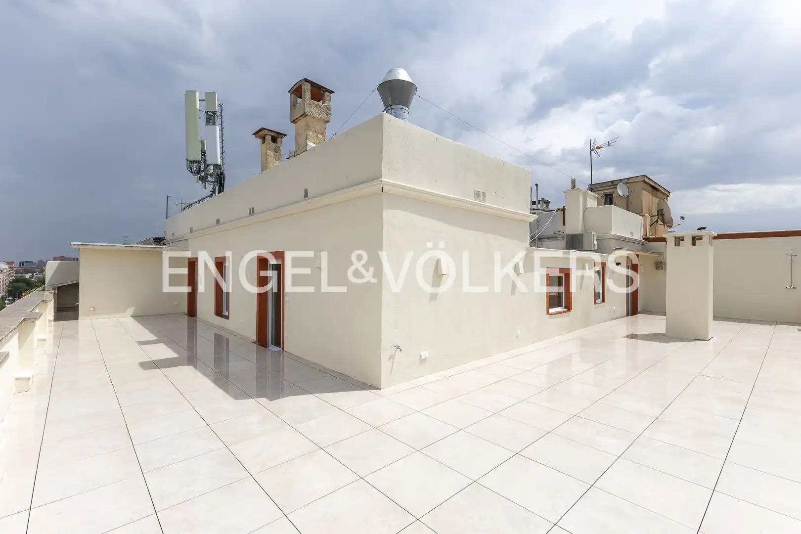 Terrasse von Dachboden zur Miete in Madrid mit Klimaanlage, Heizung und Terrasse