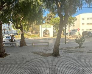 Vista exterior de Local de lloguer en Conil de la Frontera