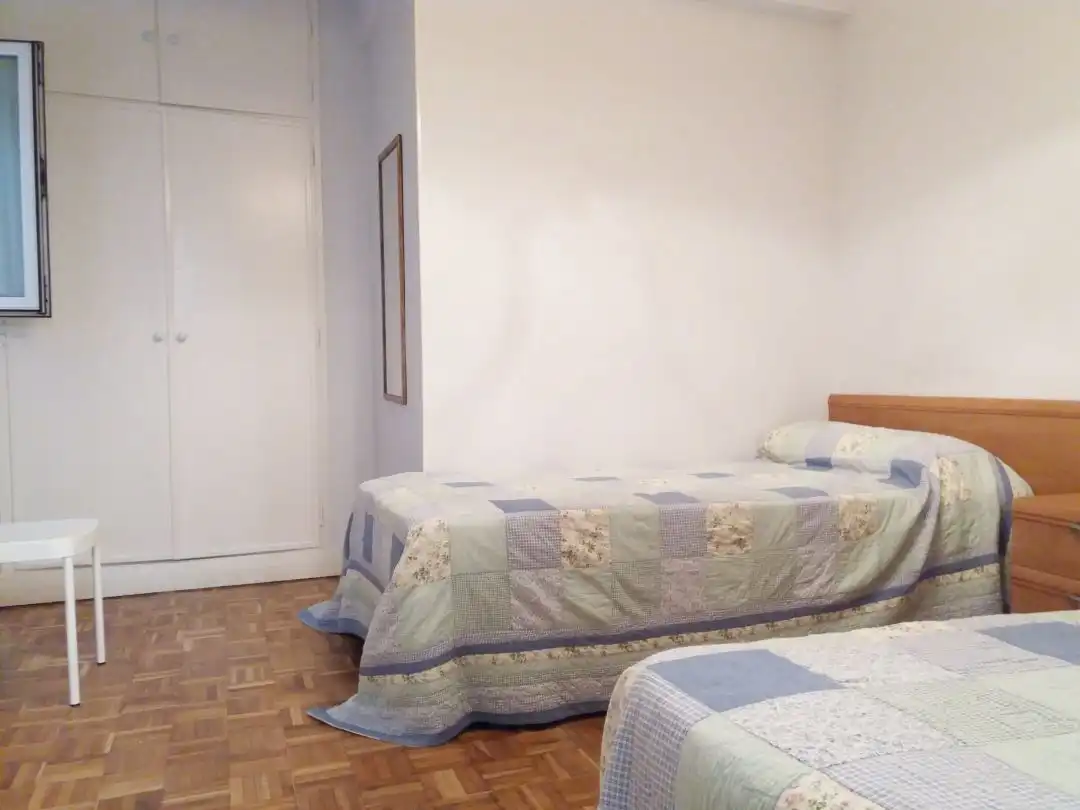 Habitación de Piso de alquiler en Donostia - San Sebastián  con Calefacción y Balcón
