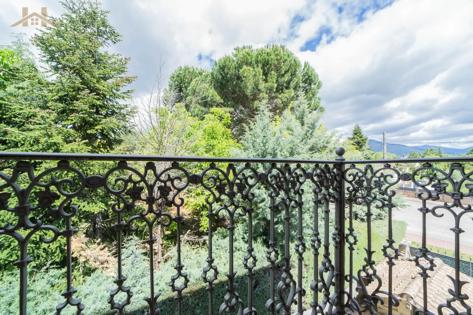 Terrassa de Casa o xalet en venda en Guadarrama amb Calefacció, Jardí privat i Piscina