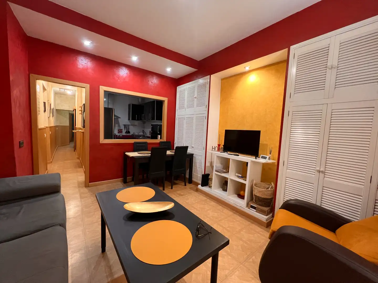 Living room of Flat for sale in Cádiz  with Parquet flooring, Furnished and Oven