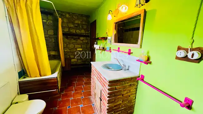 Baño de Finca rústica en venta en Úbeda con Jardín privado, Terraza y Piscina