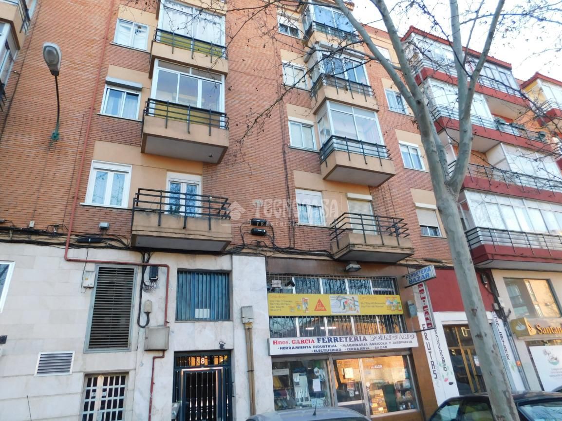 Vista exterior de Pis en venda en Valladolid Capital amb Aire condicionat, Calefacció i Moblat