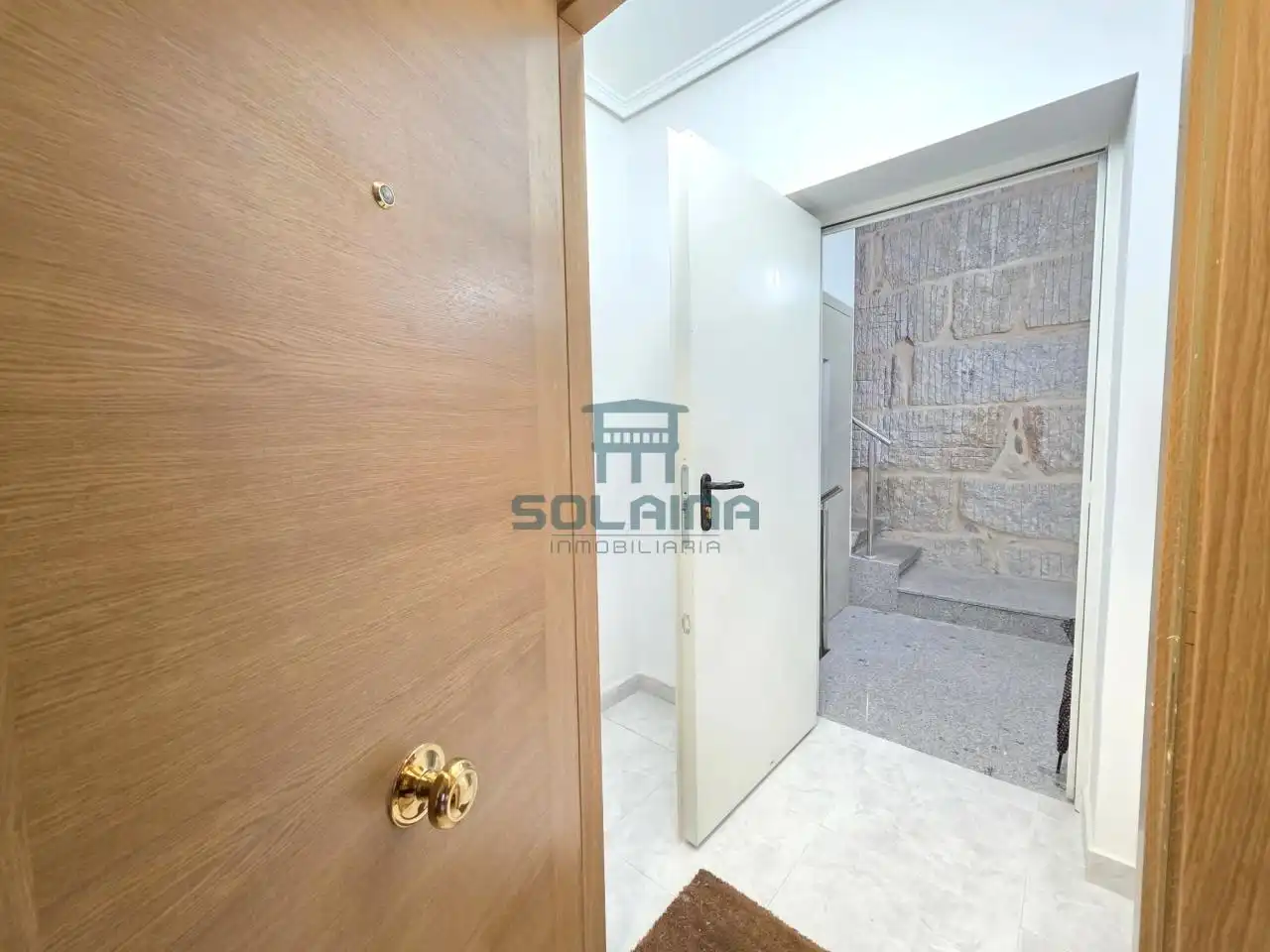 Piso en venta en Ourense Capital  con Calefacción y Trastero