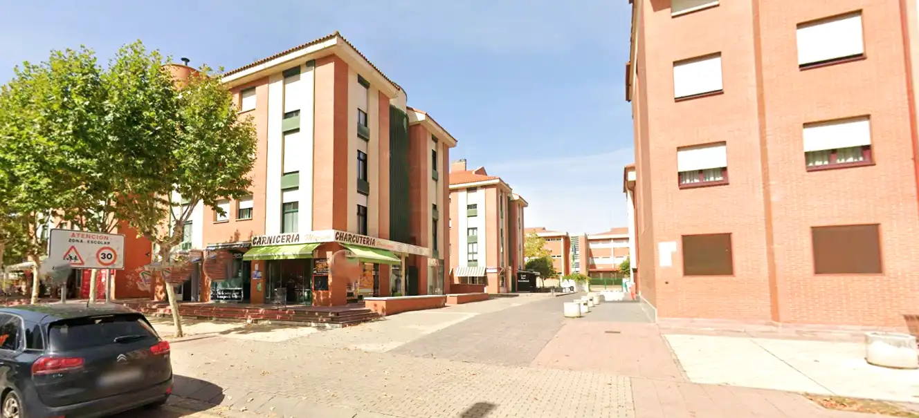 Exterior view of Flat for sale in Laguna de Duero  with Air Conditioner, Heating and Terrace