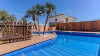 Piscina de Casa o xalet en venda en La Riera de Gaià amb Jardí privat, Terrassa i Piscina