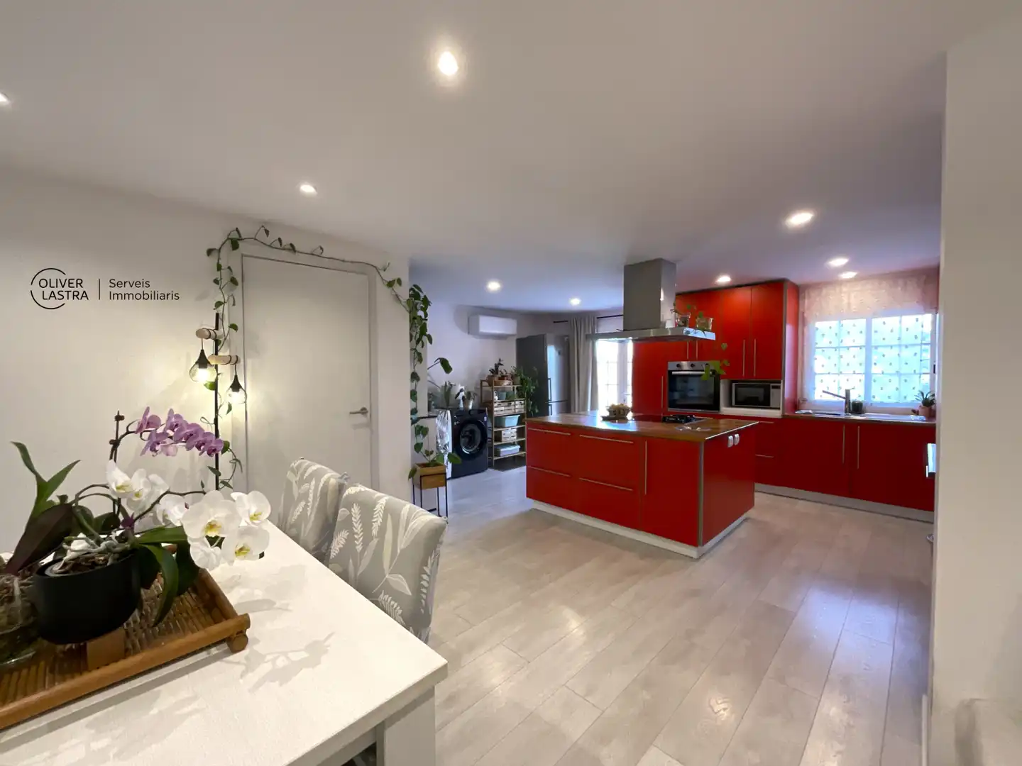Cocina de Casa o chalet en venta en Corbera de Llobregat con Aire acondicionado, Jardín privado y Parquet