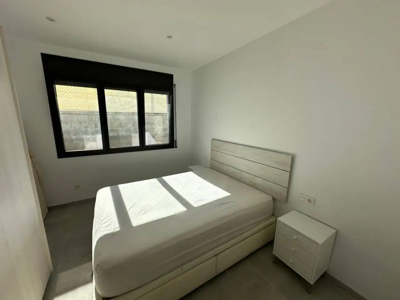 Habitación de Piso de alquiler en Cerdanyola del Vallès con Aire acondicionado y Terraza