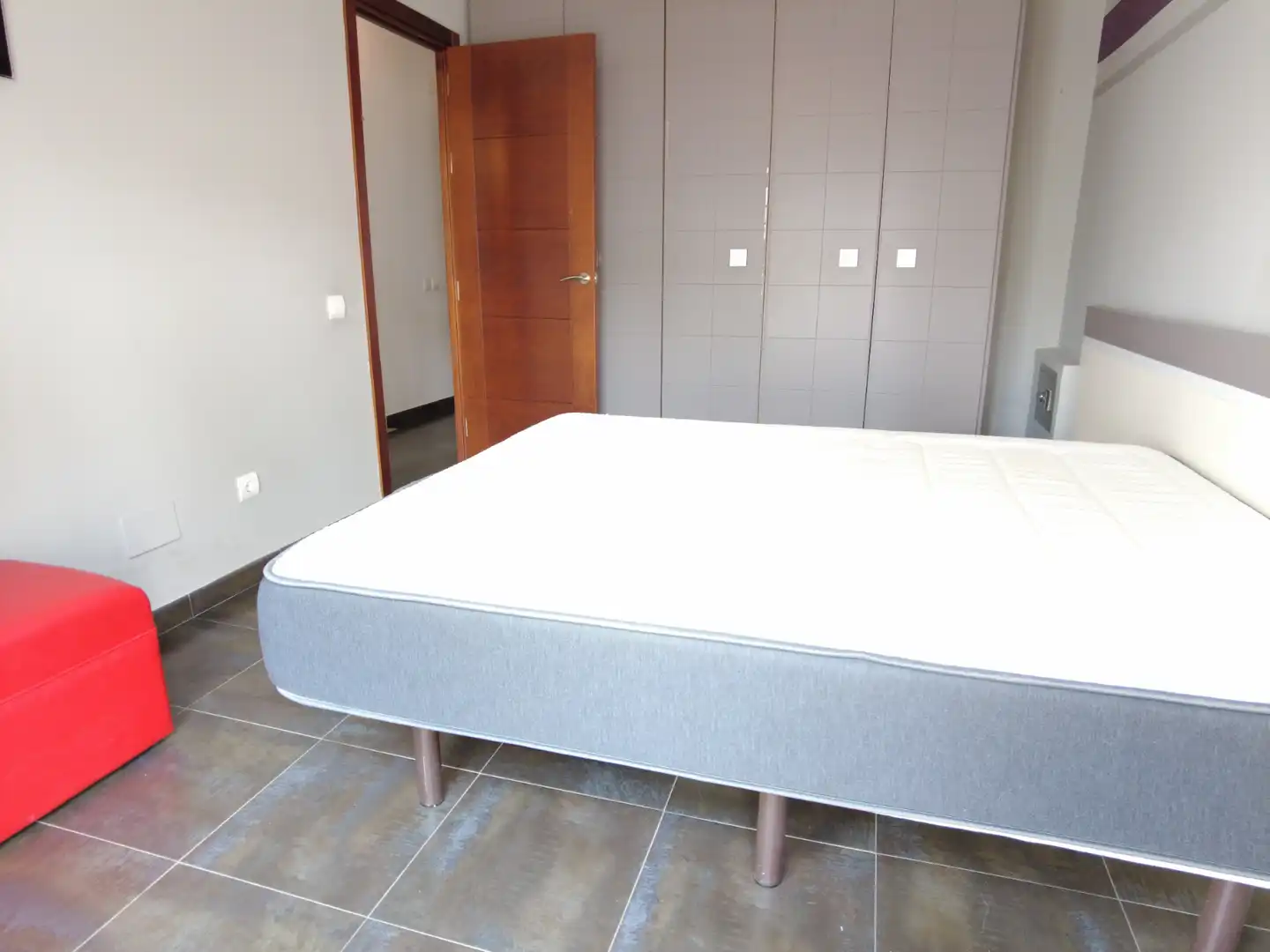 Dormitori de Casa adosada en venda en Estepona amb Jardí privat, Terrassa i Moblat