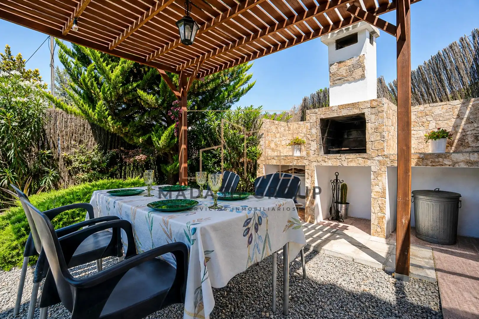 Terrassa de Casa o xalet en venda en Cunit amb Aire condicionat, Calefacció i Jardí privat