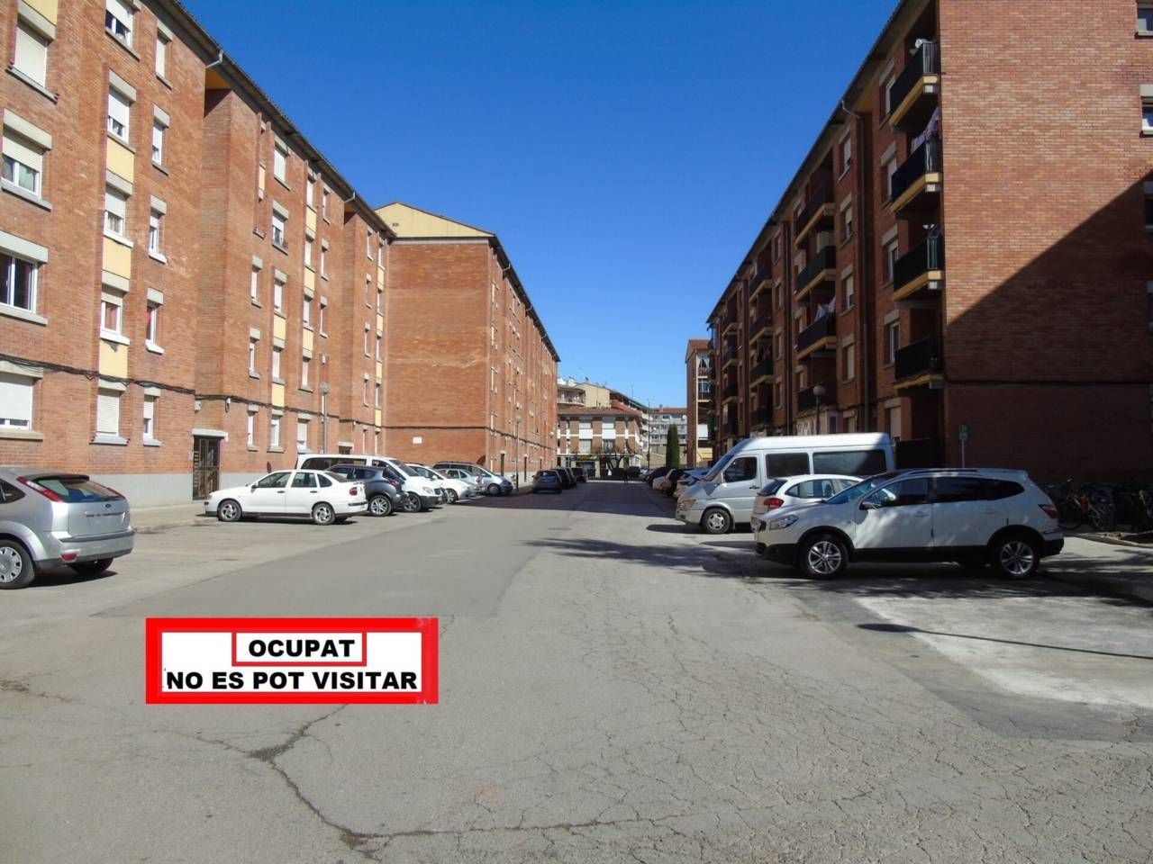 Vista exterior de Pis en venda en Vic amb Terrassa