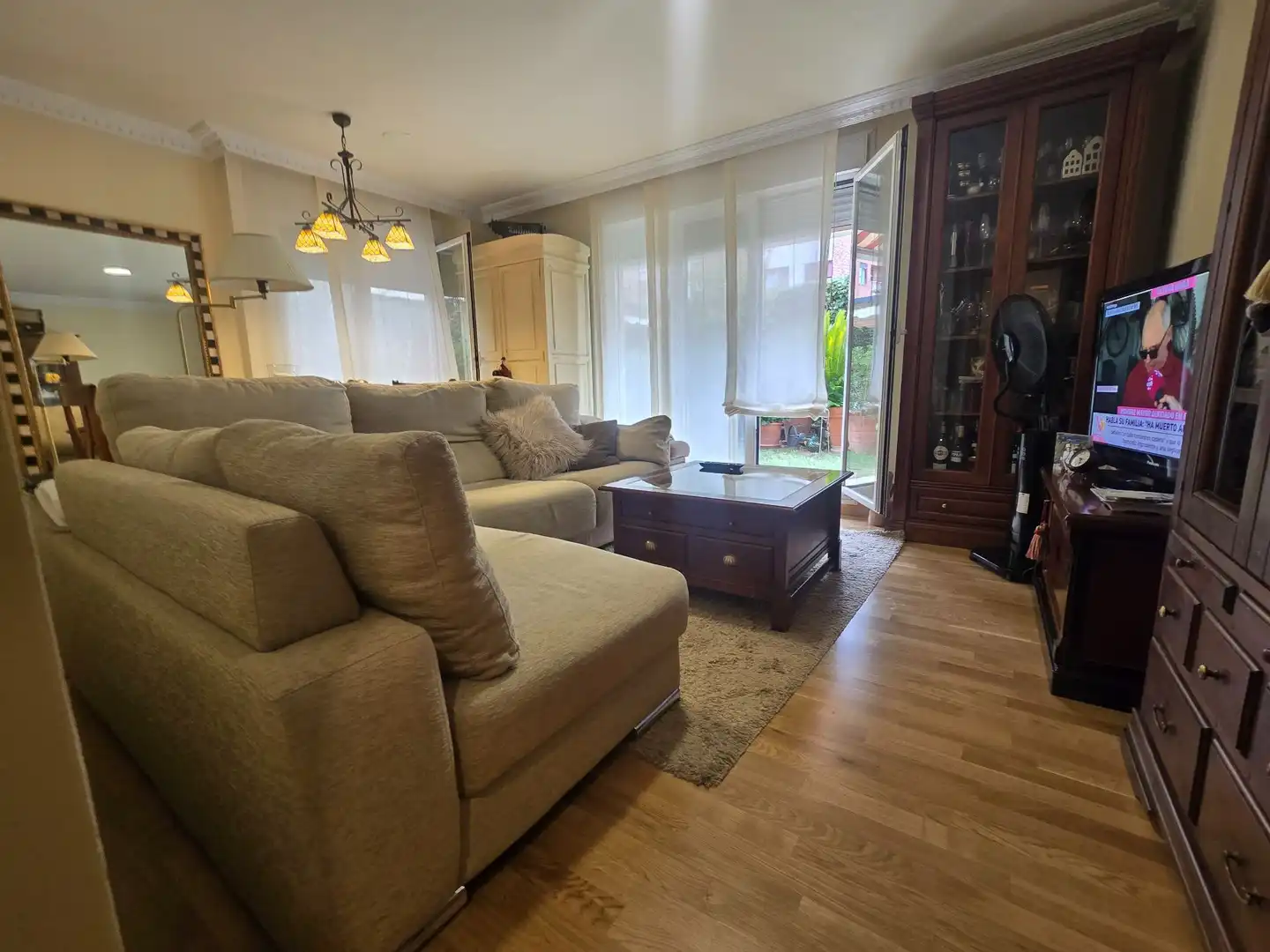 Sala d'estar de Apartament en venda en Villamediana de Iregua amb Calefacció, Jardí privat i Terrassa
