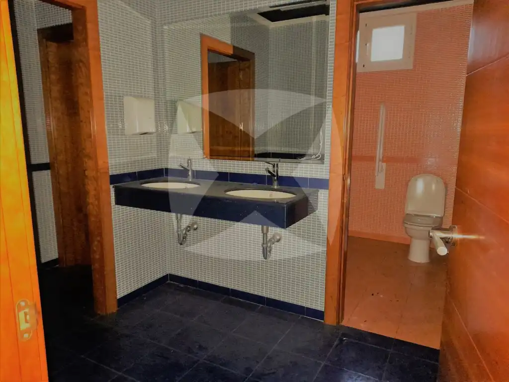 Business premises to rent in Avenida Alfonso Diaz de Bustamante y Quijano, imagen 9