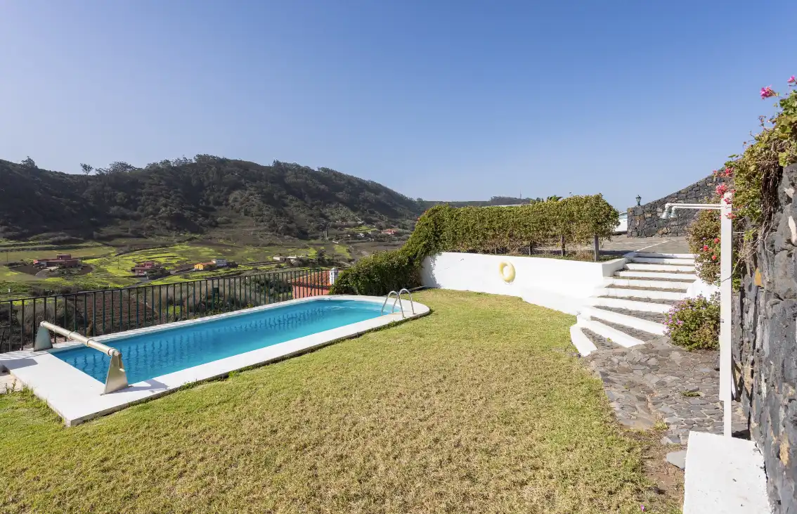 Swimming pool of Houses for sale in Tegueste  with Heating, Private garden and Terrace