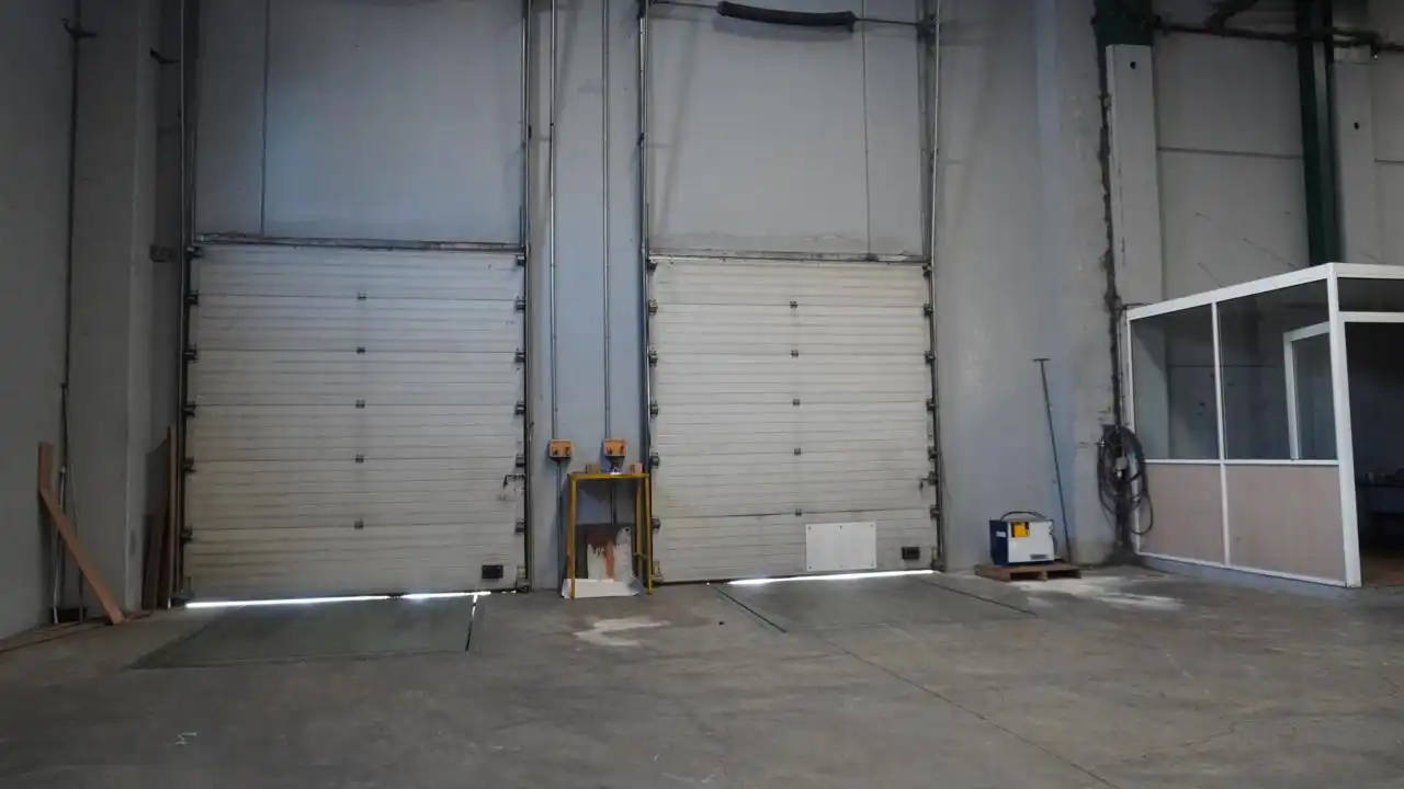 Nau industrial en venda en Gualba amb Alarma