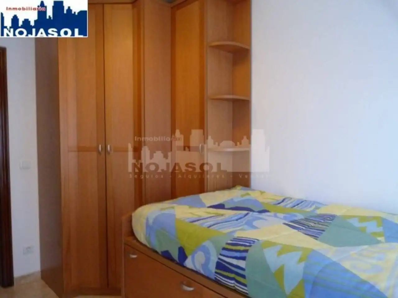 Dormitori de Apartament de lloguer en Noja amb Calefacció, Jardí privat i Terrassa