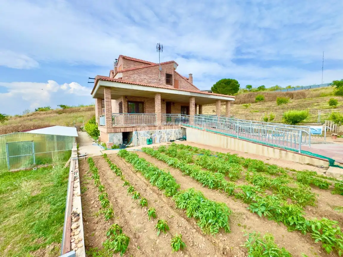 Jardín de Casa o chalet en venta en Valdeavero con Calefacción y Jardín privado