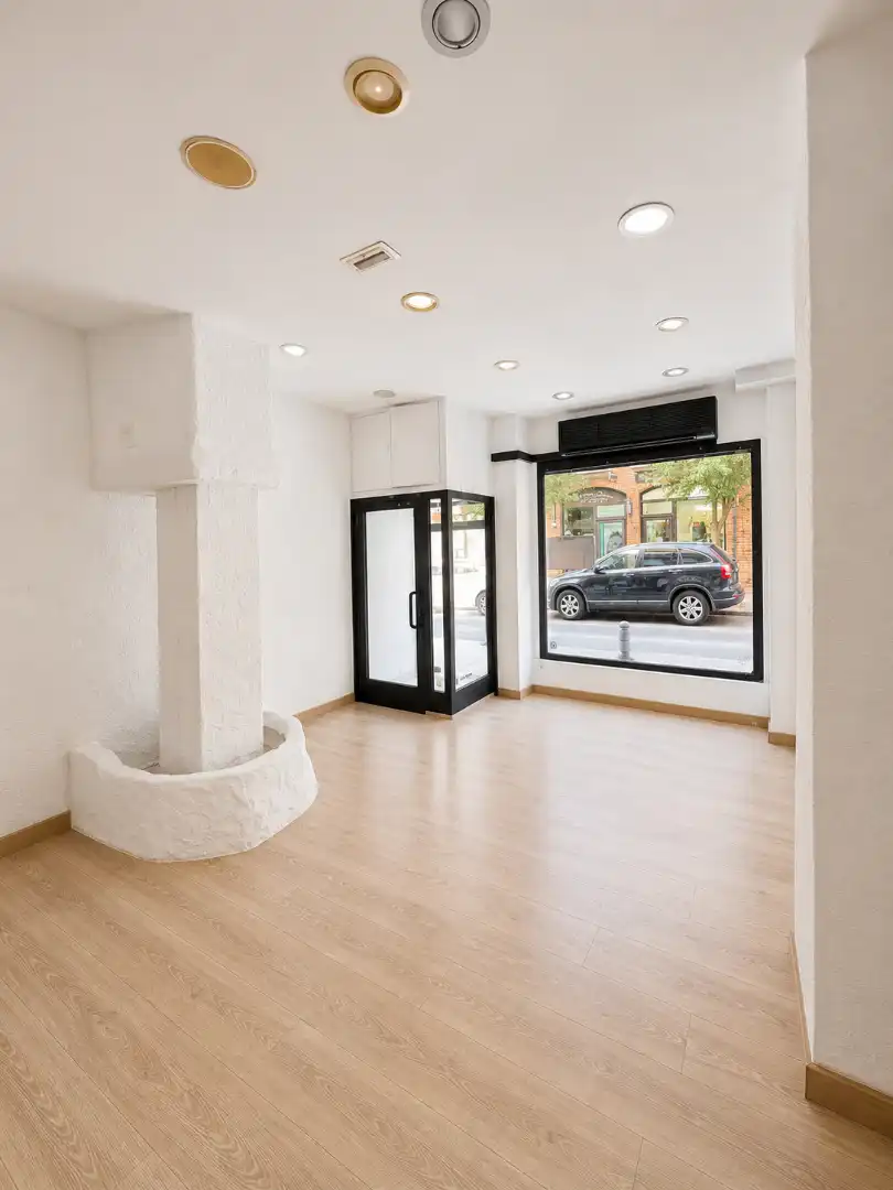 Local comercial en venda a Calle Palomares