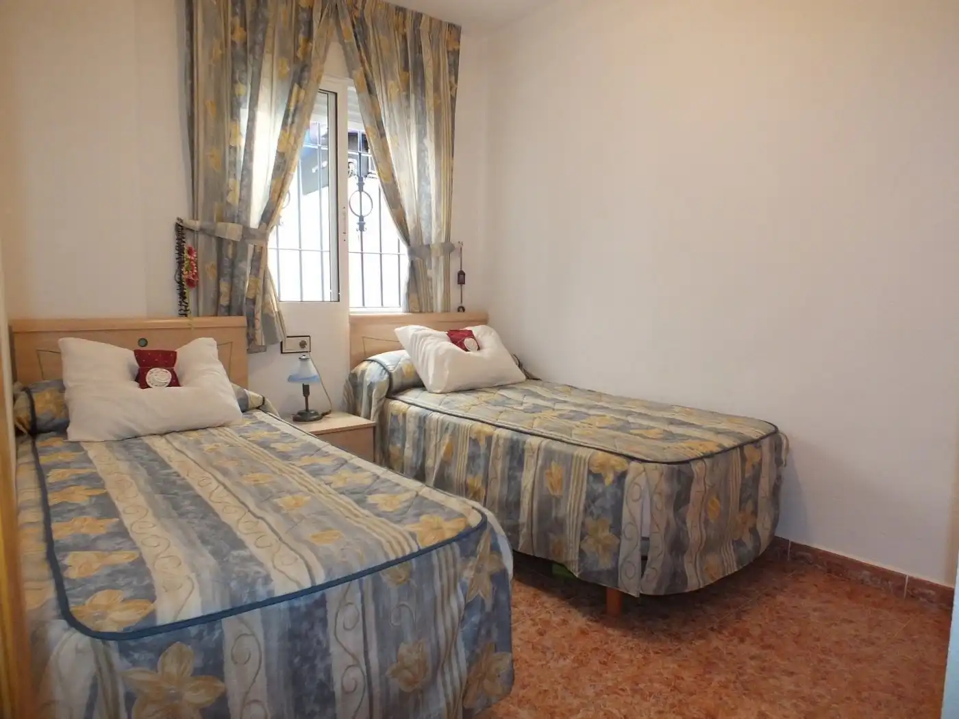 Dormitori de Casa o xalet en venda en Santa Pola amb Aire condicionat, Calefacció i Jardí privat
