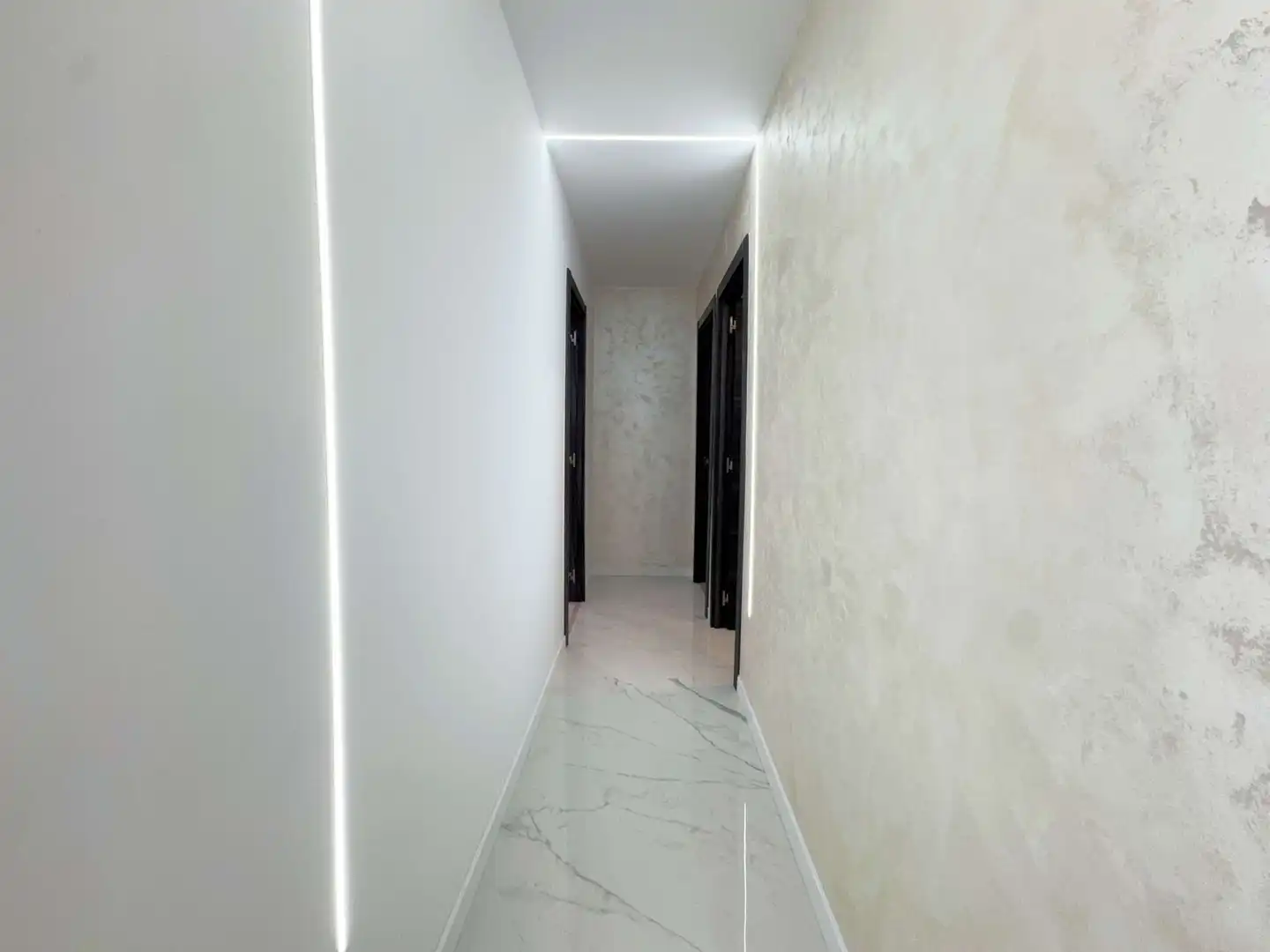 Piso en venta en Alicante / Alacant con Aire acondicionado, Terraza y Trastero