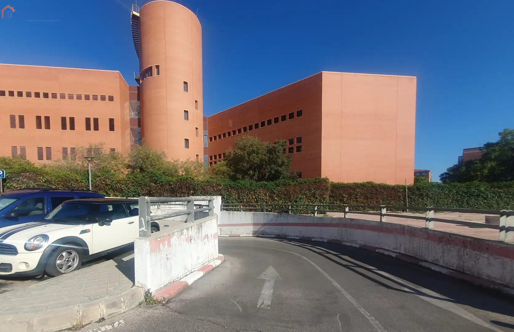 Vista exterior de Garaje en venta en Leganés