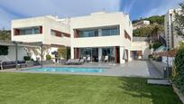 Exterior view of House or chalet for sale in Sant Vicenç de Montalt  with Air Conditioner, Terrace and Swimming Pool