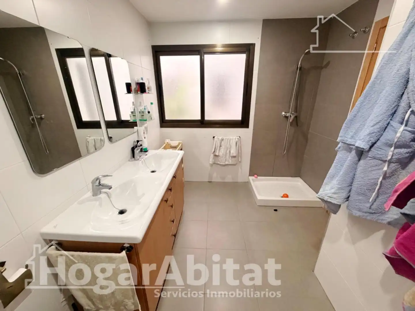 Bathroom of Flat for sale in Montserrat  with Air Conditioner, Heating and Terrace