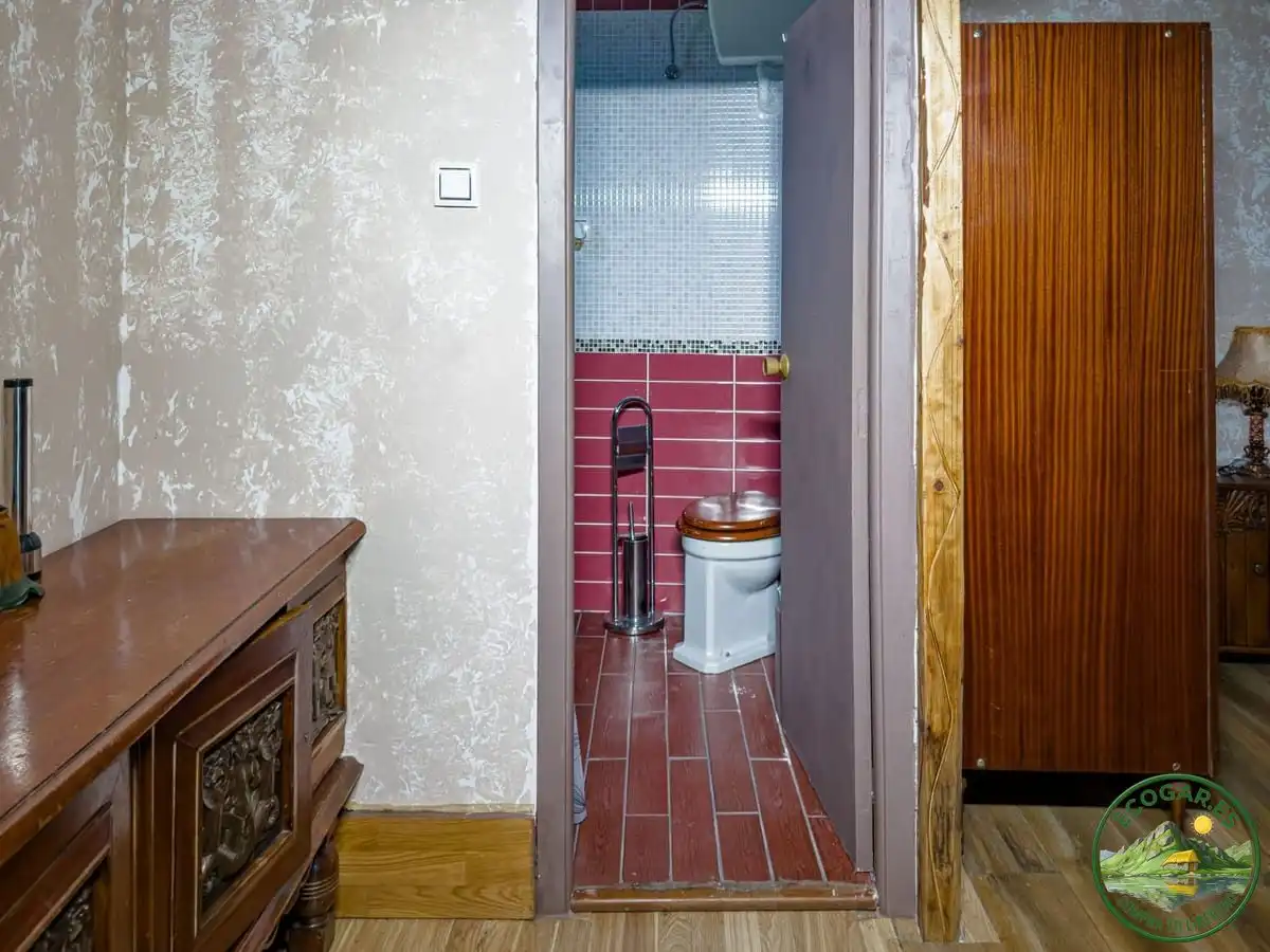 Bathroom of Houses for sale in Toreno  with Heating, Parquet flooring and Furnished