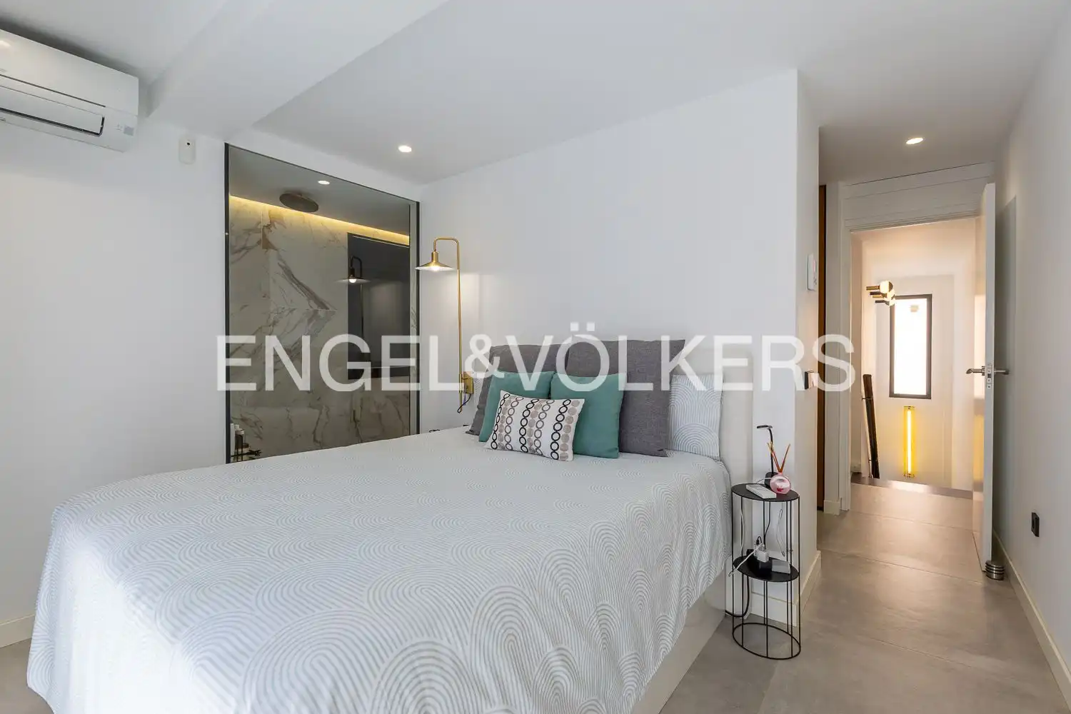 Bedroom of Houses for sale in Gandia  with Air Conditioner, Heating and Private garden