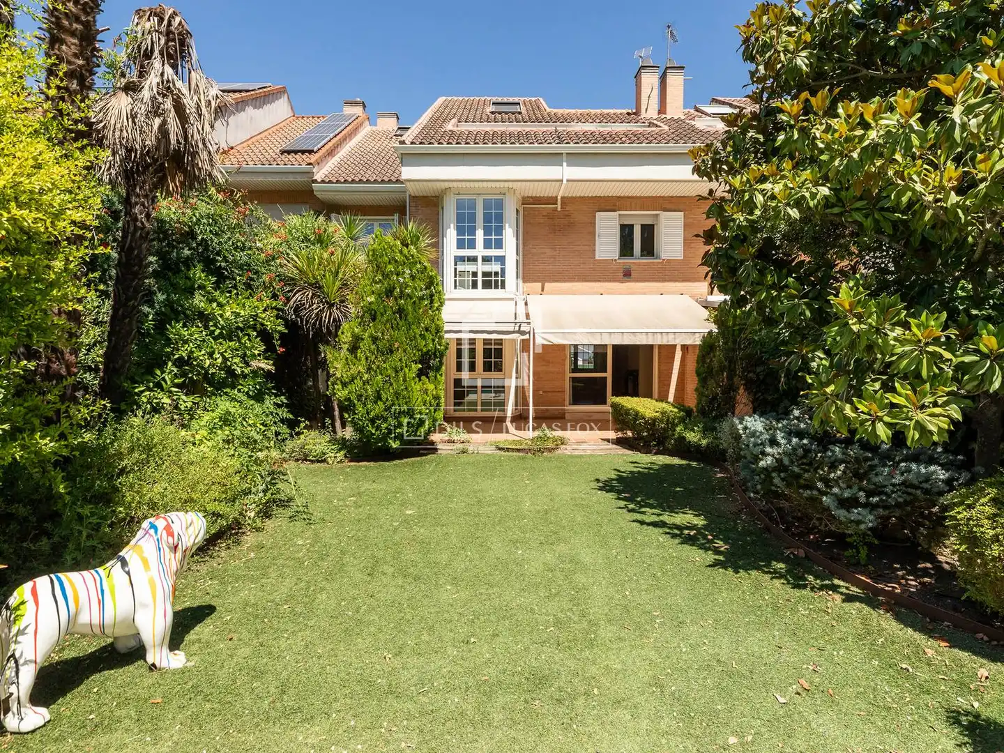 Jardín de Casa o chalet en venta en Majadahonda con Aire acondicionado, Jardín privado y Parquet