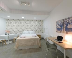 Bedroom of Flat to rent in  Madrid Capital  with Air Conditioner