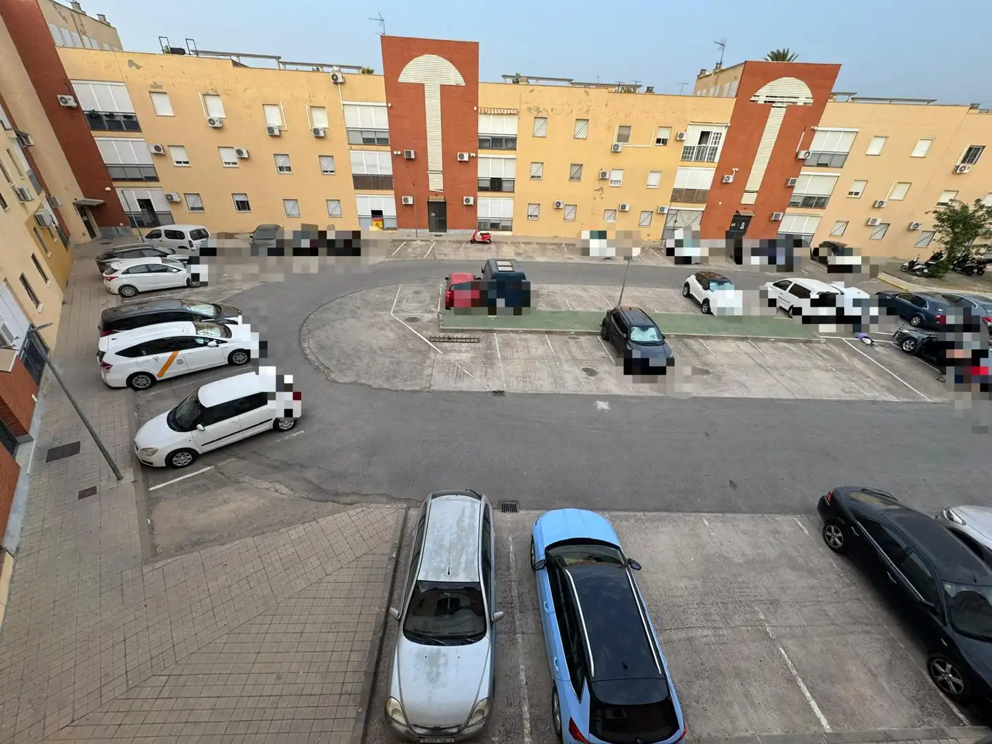 Parking de Piso en venta en Dos Hermanas con Aire acondicionado, Calefacción y Trastero