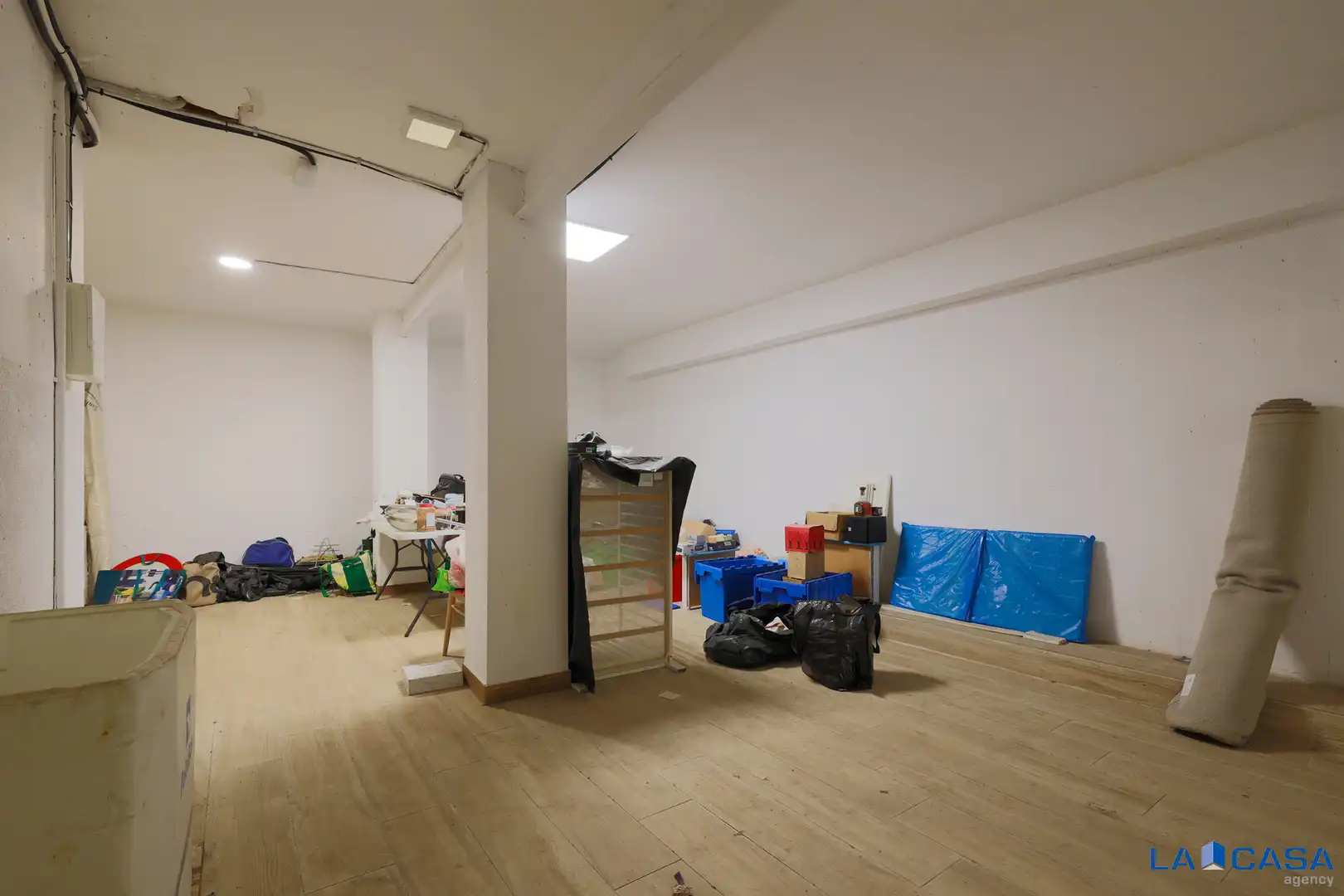 Ground floor for sale in Barcelona
