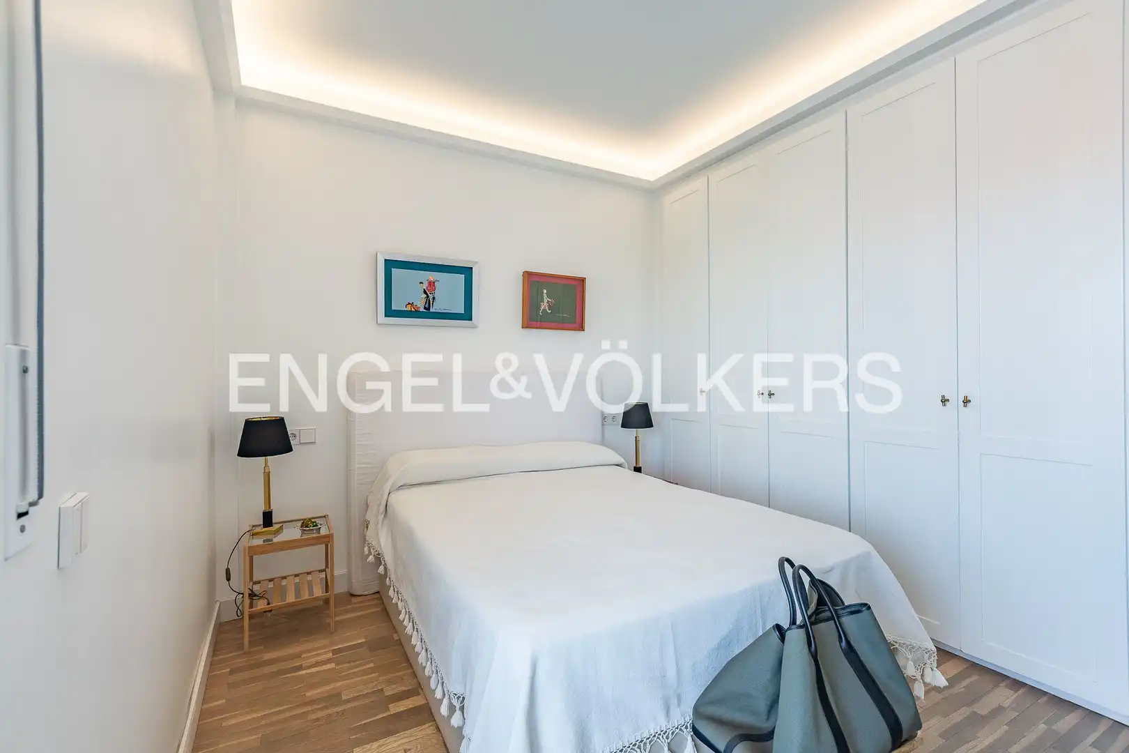 Bedroom of Attic for sale in Sant Cugat del Vallès  with Heating, Parquet flooring and Swimming Pool