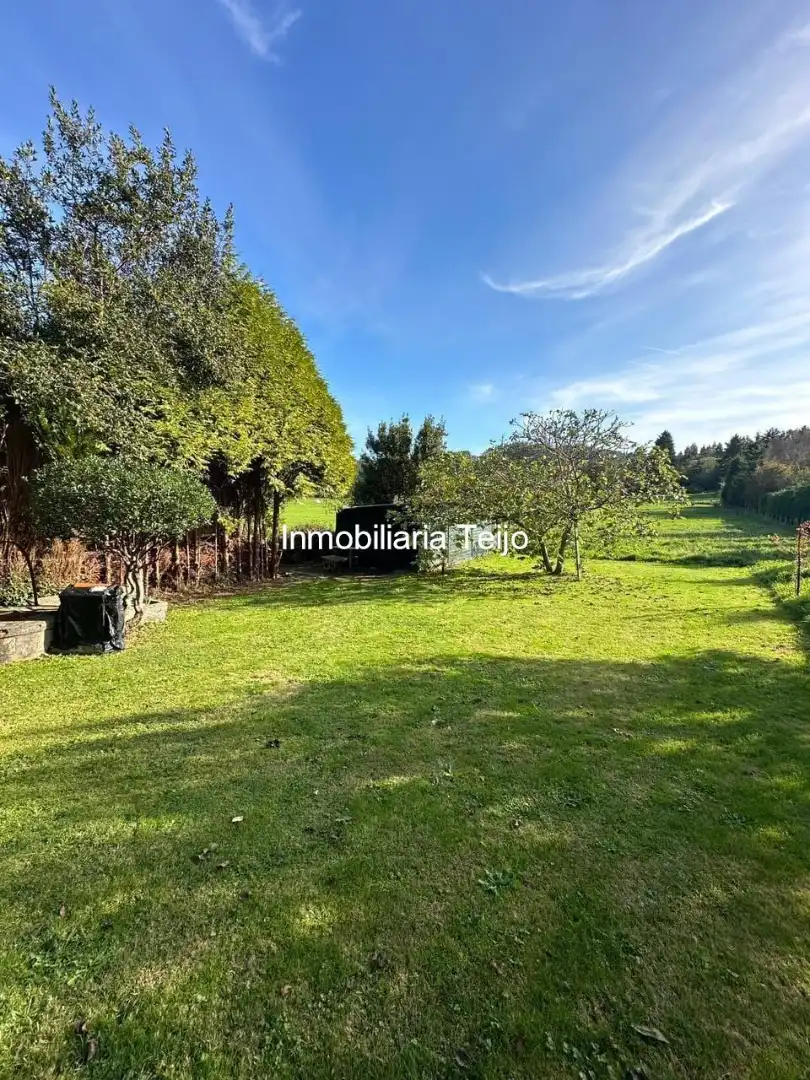 Houses for sale in Moeche