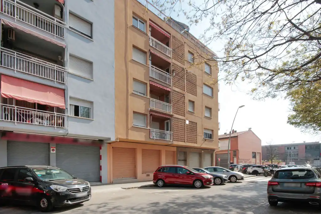 Vista exterior de Local en venta en Mollet del Vallès