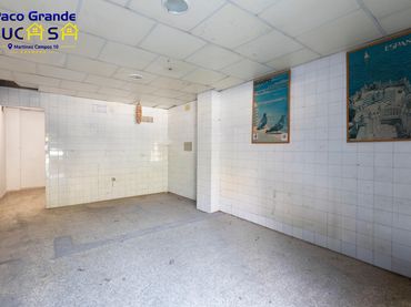 Local comercial en venda a Plaza Plaza Poeta Garcilaso de la Vega 4
