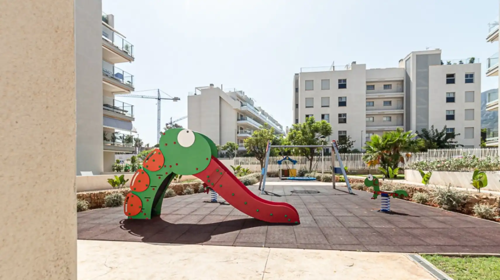 Vista exterior de Ático en venta en Dénia con Aire acondicionado, Calefacción y Jardín privado