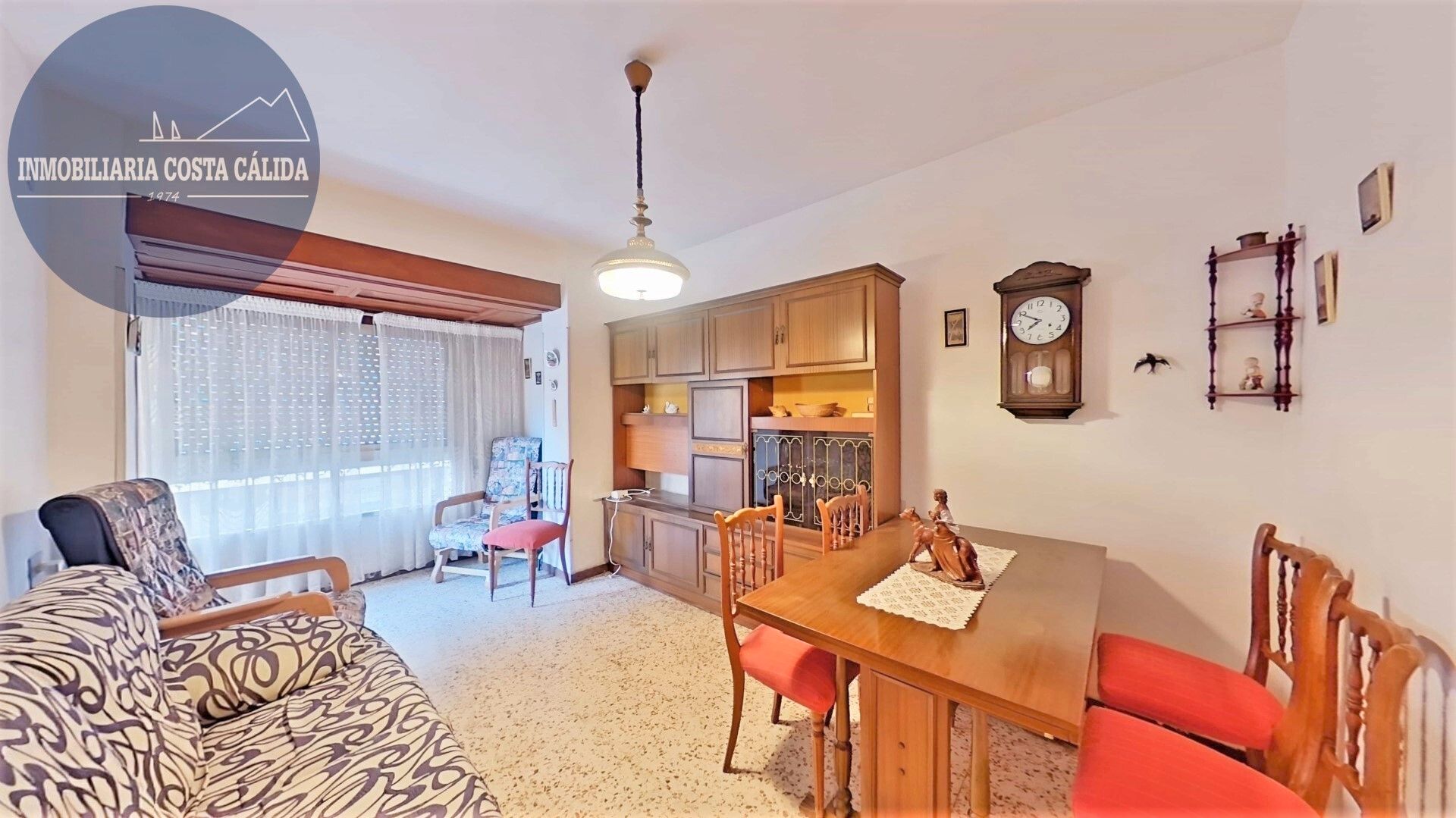 Sala d'estar de Casa adosada en venda en Águilas amb Aire condicionat, Terrassa i Traster