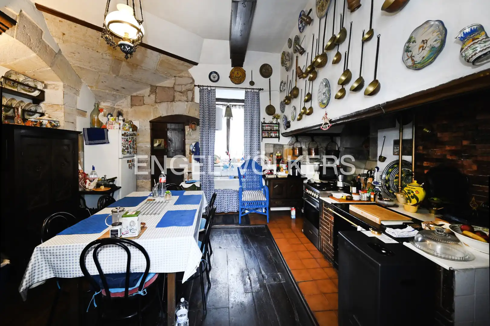 Cocina de Casa o chalet en venta en Cabezón de la Sal con Calefacción y Jardín privado
