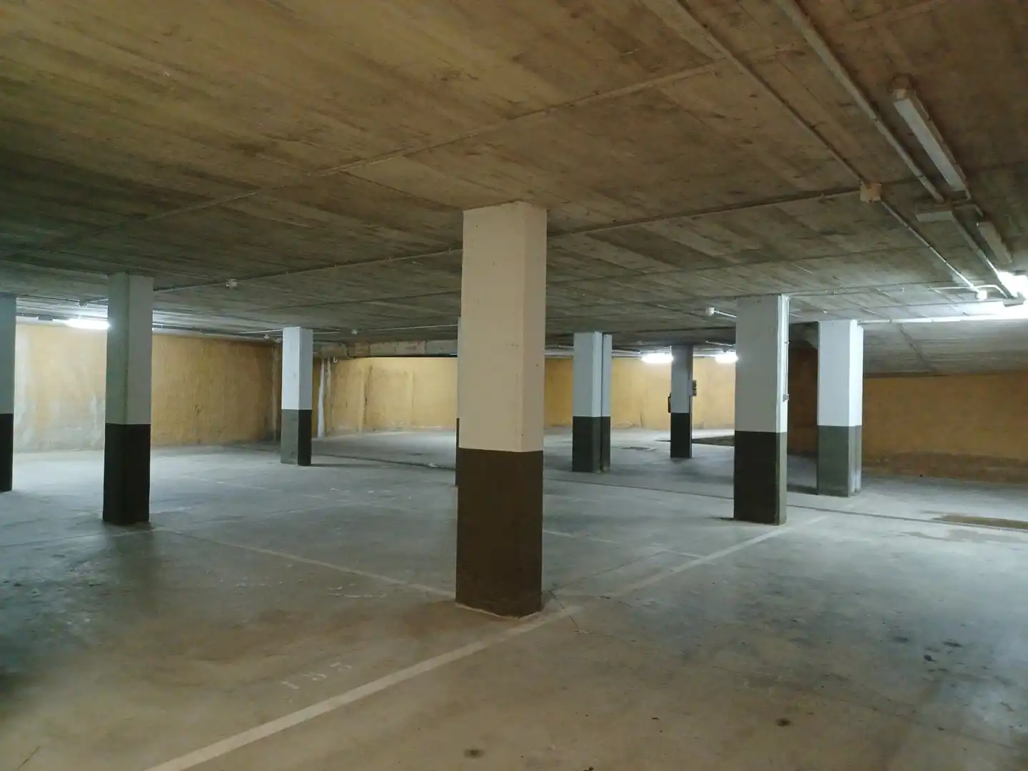 Garaje de alquiler en Sarrià de Ter