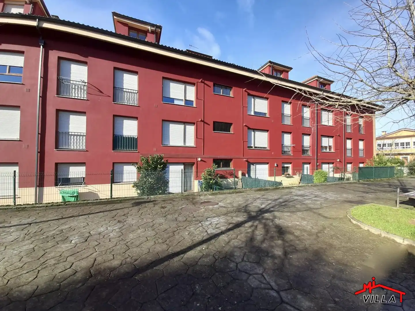 Außenansicht von Wohnung zum Verkauf in Ramales de la Victoria mit Heizung, Balkon und Gemeinschaftspool