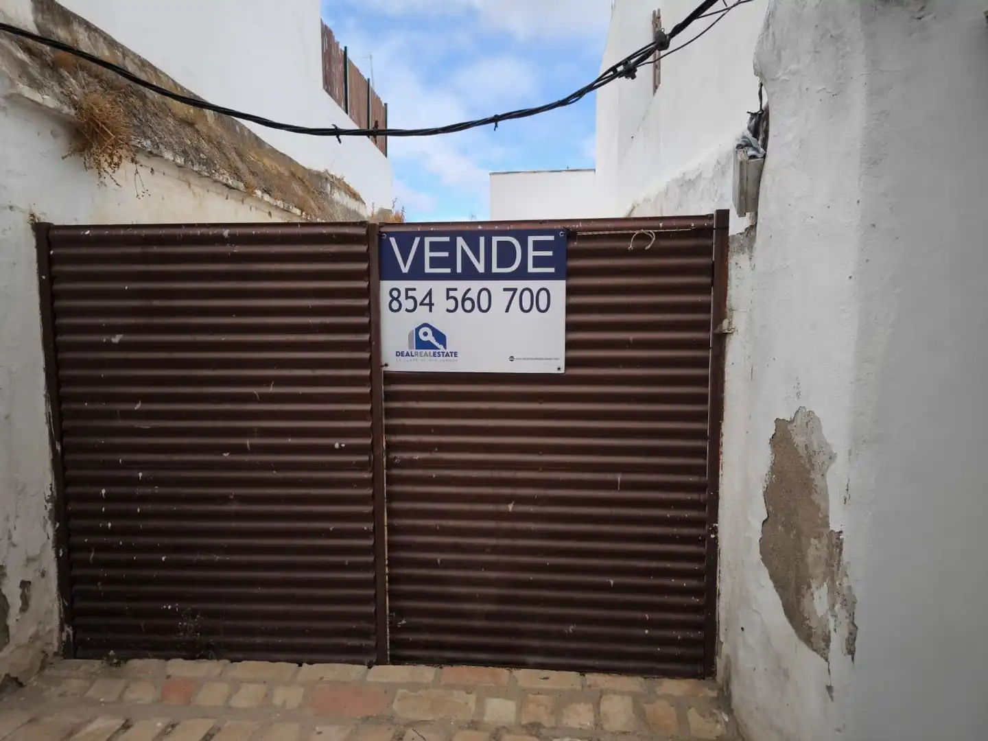 Außenansicht von Residential zum Verkauf in Carmona